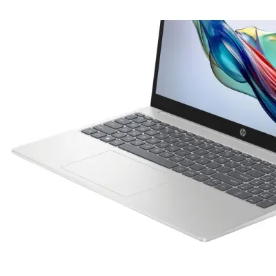 HP 15 - Ryzen 7 5825U 15,6