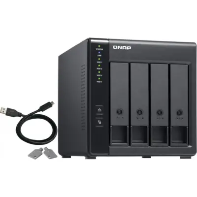 QNAP TR-004