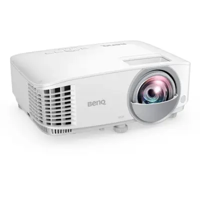 BenQ MX825STH short throw