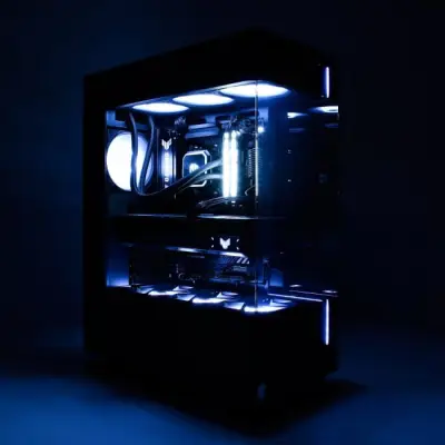 Komputronik Ultimate R790 [F15] Ryzen 7 RTX 5070 64GB 2TB W11 Pro